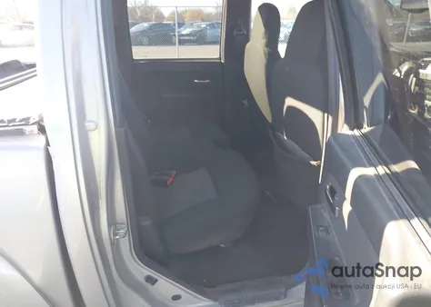 2016 Kia Sorento 3.3L Ex from USA, damaged, VIN 5XYPHDA53GG084599